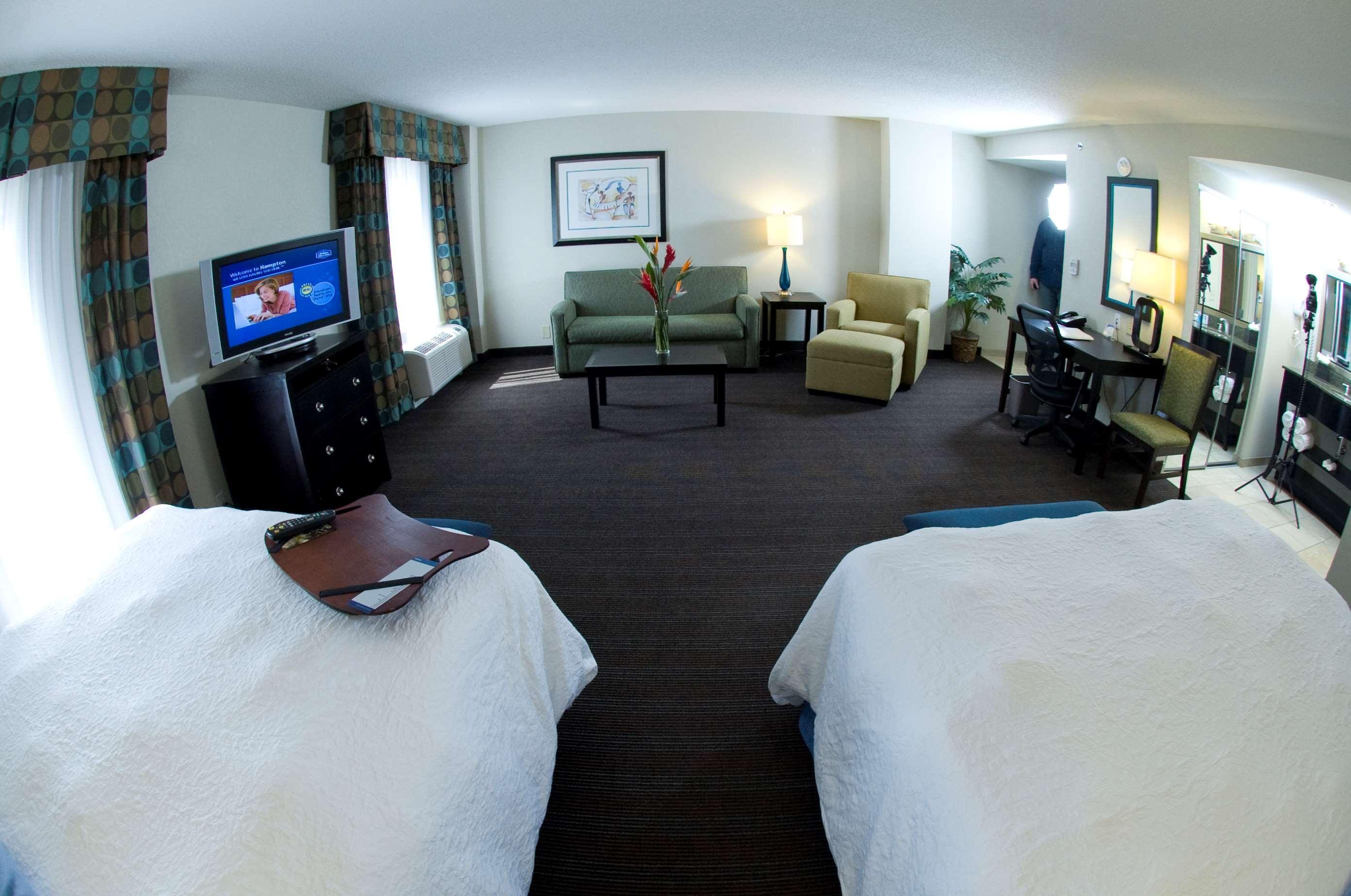 Hampton Inn & Suites Nashville-Downtown Стая снимка