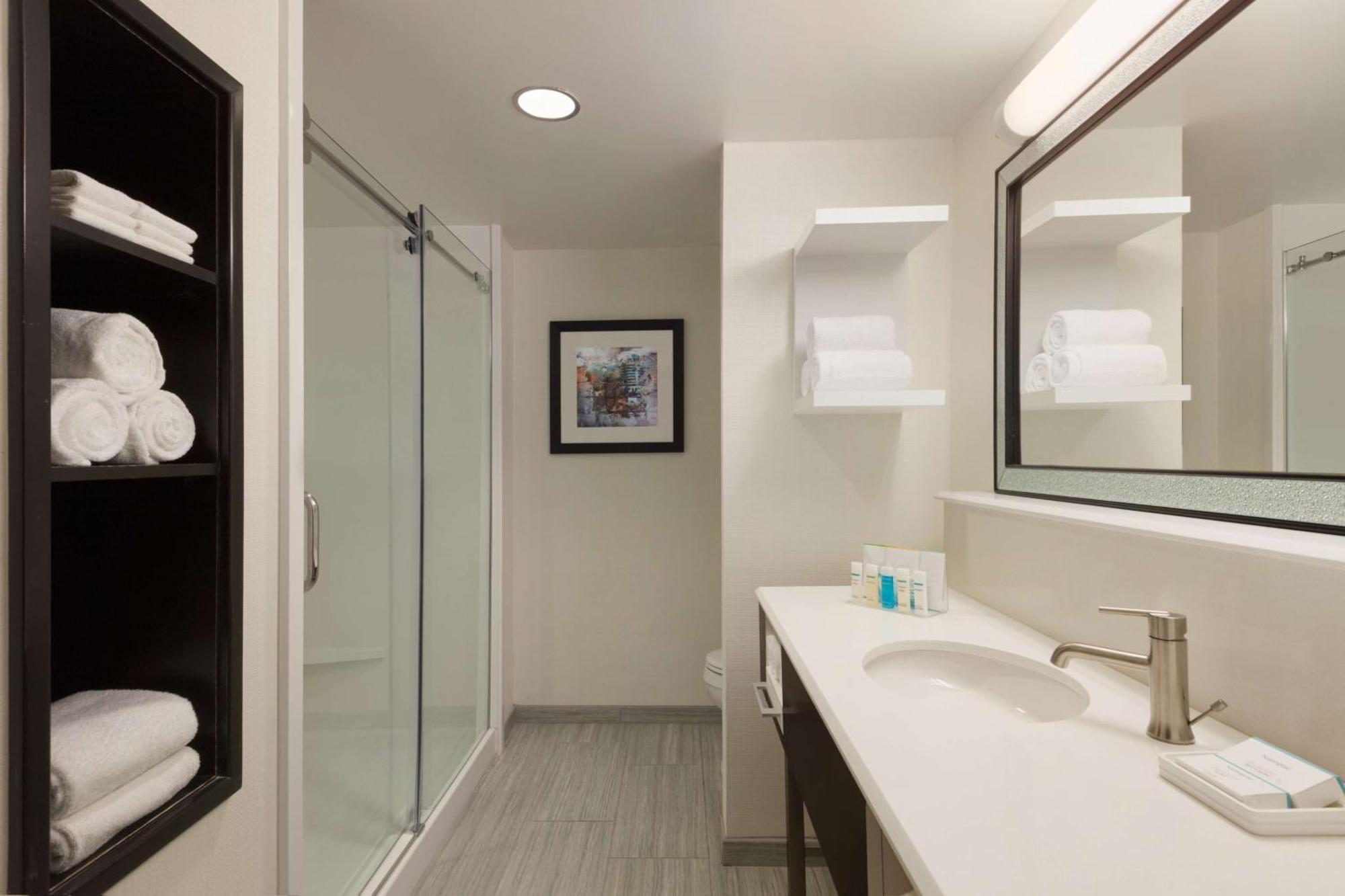 Hampton Inn & Suites Nashville-Downtown Екстериор снимка