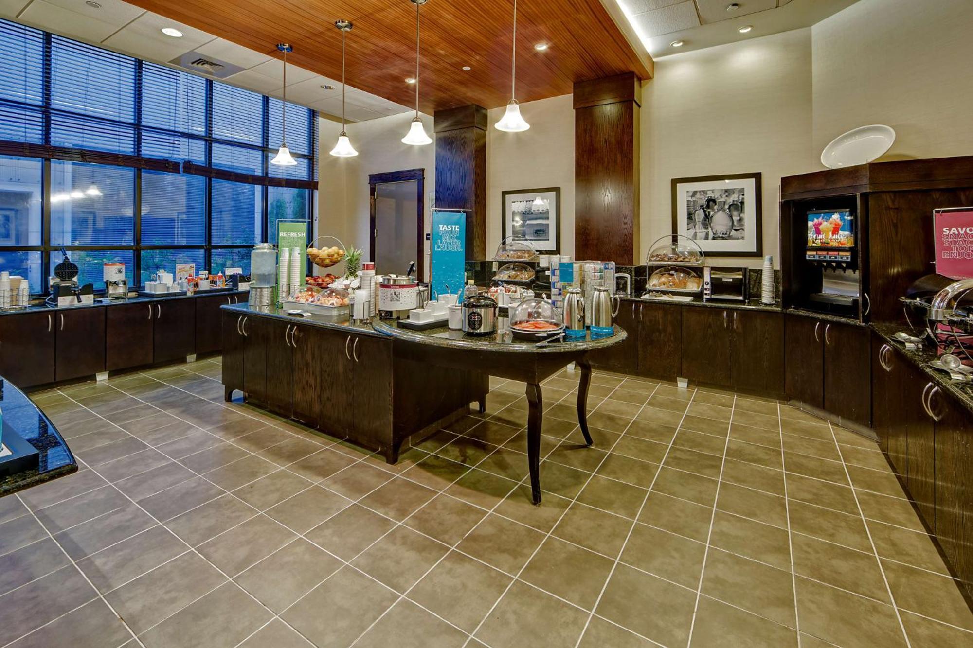 Hampton Inn & Suites Nashville-Downtown Екстериор снимка